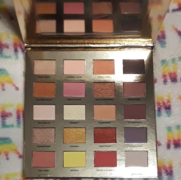 Iconic London "Sunset to Sunrise" Eyeshadows - Picture 6 of 6